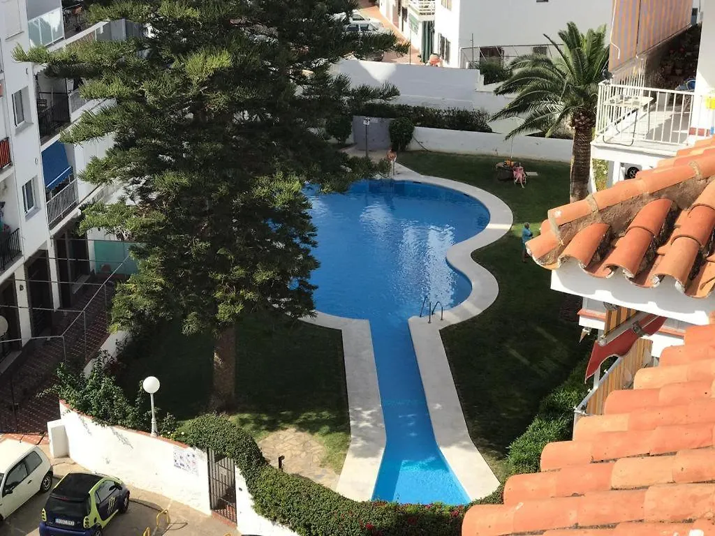 Centrally Located And Comfortable Studio Apartment In Nerja 4B